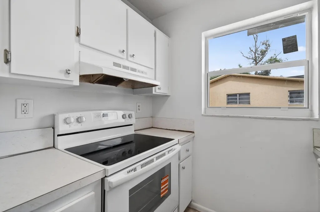 461 Sunshine Drive Coconut Creek FL