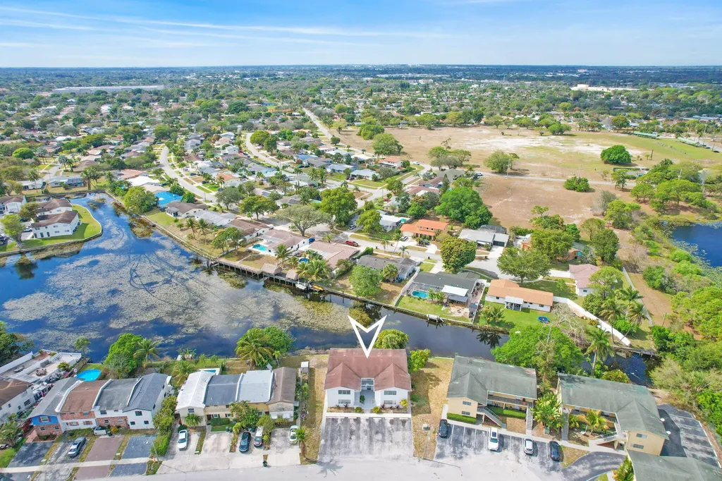 461 Sunshine Drive Coconut Creek FL