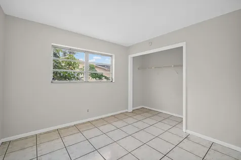 461 Sunshine Drive Coconut Creek FL
