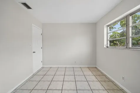 461 Sunshine Drive Coconut Creek FL