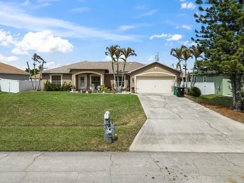 311 SW Dustin Avenue Port St Lucie FL 34953