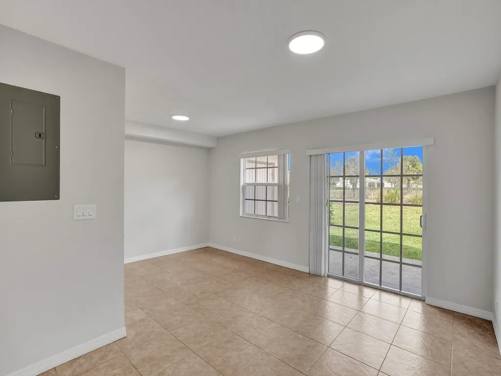8503 NW 35th Court Coral Springs FL 33065