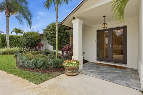7 River Drive Tequesta FL 33469