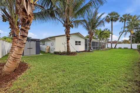 7 River Drive Tequesta FL 33469