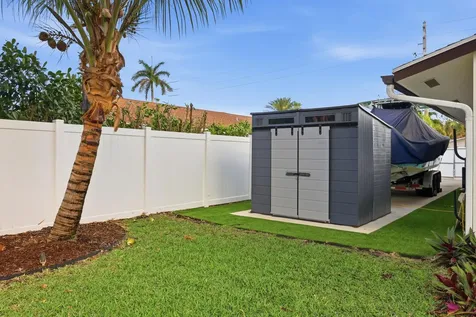 7 River Drive Tequesta FL 33469