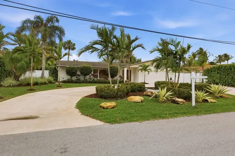 7 River Drive Tequesta FL 33469
