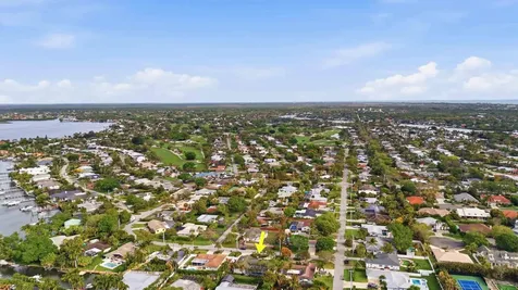 7 River Drive Tequesta FL 33469