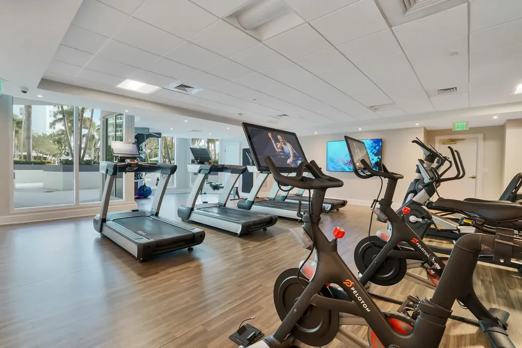 550 SE Mizner Boulevard Boca Raton FL 33432
