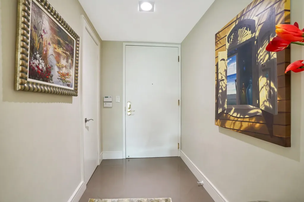 550 SE Mizner Boulevard Boca Raton FL 33432