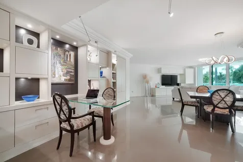 550 SE Mizner Boulevard Boca Raton FL 33432