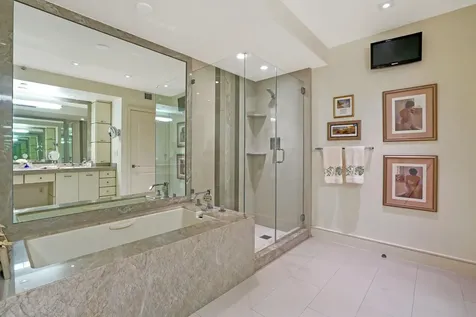 550 SE Mizner Boulevard Boca Raton FL 33432