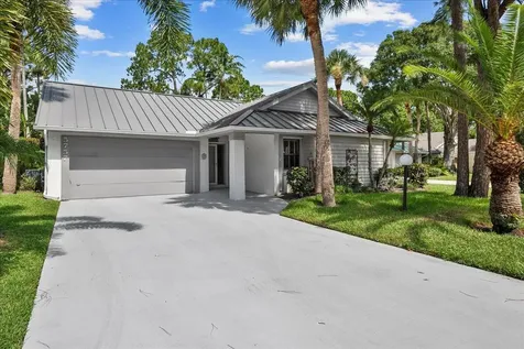 5757 Peachwood Court Jupiter FL 33458