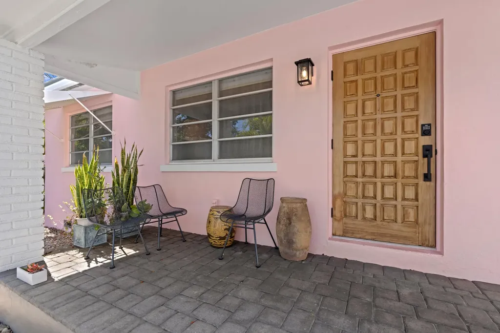 3221 Liddy Avenue West Palm Beach FL 33407