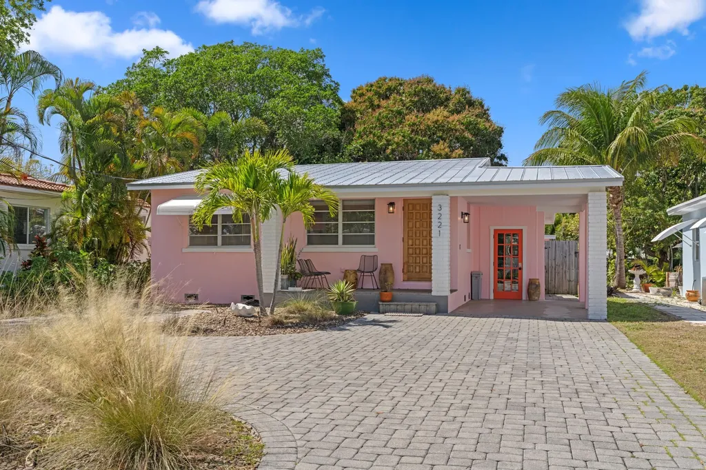 3221 Liddy Avenue West Palm Beach FL 33407