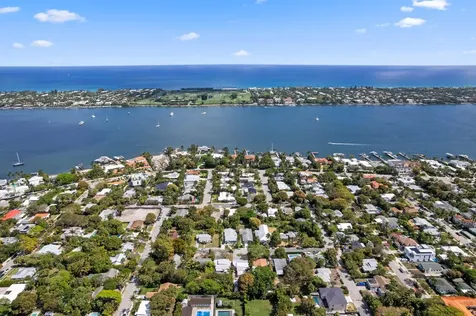 3221 Liddy Avenue West Palm Beach FL 33407