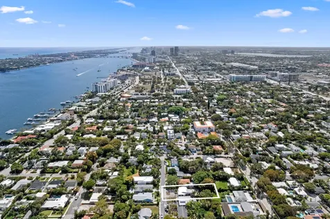 3221 Liddy Avenue West Palm Beach FL 33407