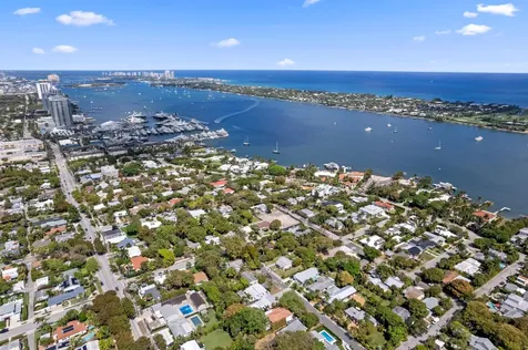 3221 Liddy Avenue West Palm Beach FL 33407