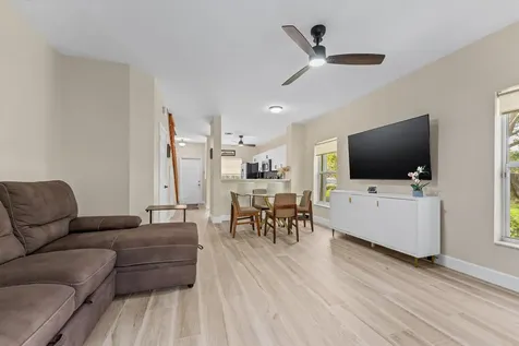 238 SW 122nd Terrace Pembroke Pines FL 33025