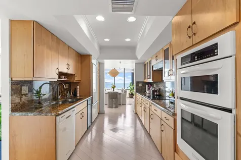 520 Brickell Key Drive Miami FL 33131