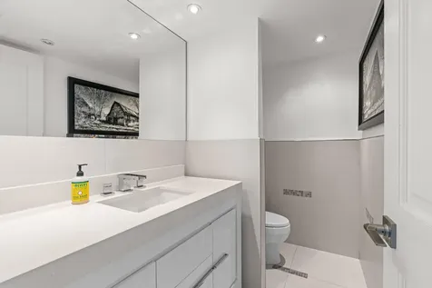 520 Brickell Key Drive Miami FL 33131