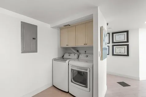 520 Brickell Key Drive Miami FL 33131