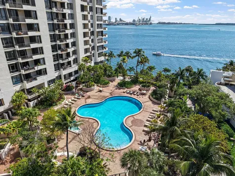 520 Brickell Key Drive Miami FL 33131