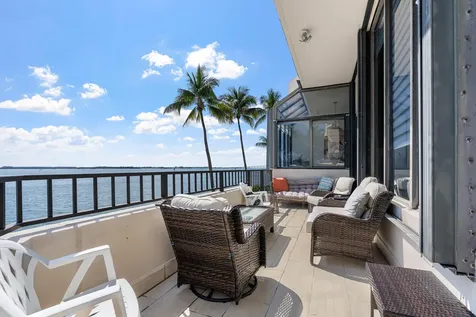 520 Brickell Key Drive Miami FL 33131