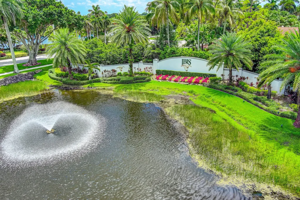 8216 Quail Meadow Trace West Palm Beach FL 33412