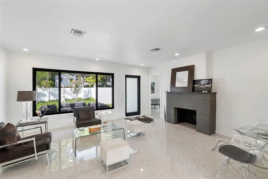 450 N Victoria Park Road Fort Lauderdale FL 33301
