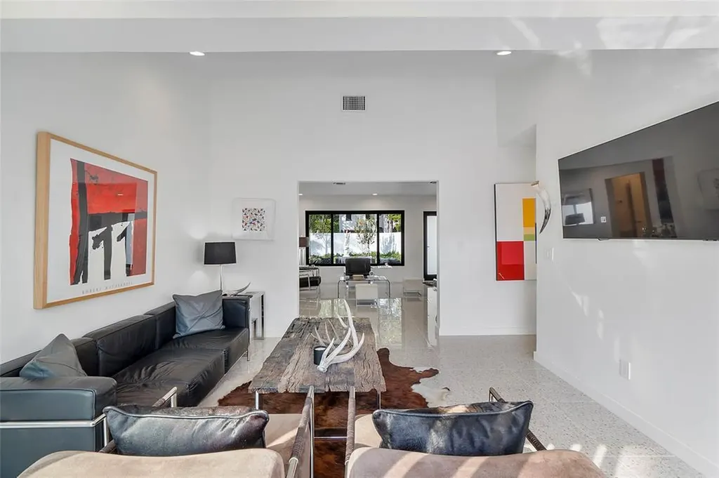 450 N Victoria Park Road Fort Lauderdale FL 33301