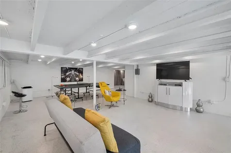 450 N Victoria Park Road Fort Lauderdale FL 33301