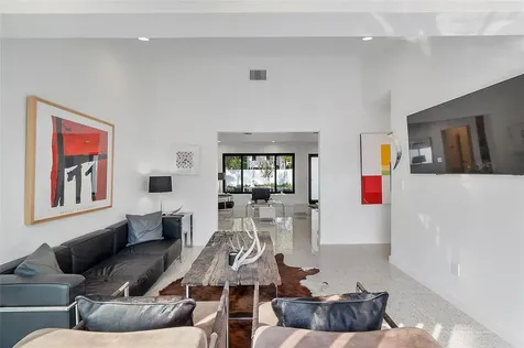 450 N Victoria Park Road Fort Lauderdale FL 33301