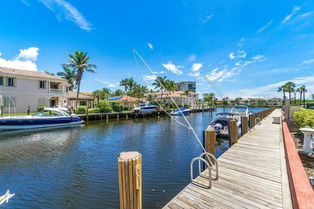 899 Jeffery Street Boca Raton FL 33487