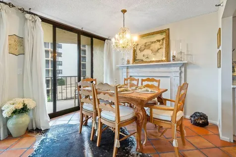 899 Jeffery Street Boca Raton FL 33487