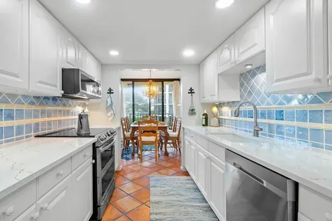 899 Jeffery Street Boca Raton FL 33487