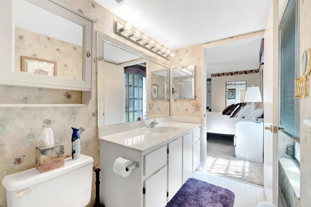 7280 Amberly Lane Delray Beach FL 33446