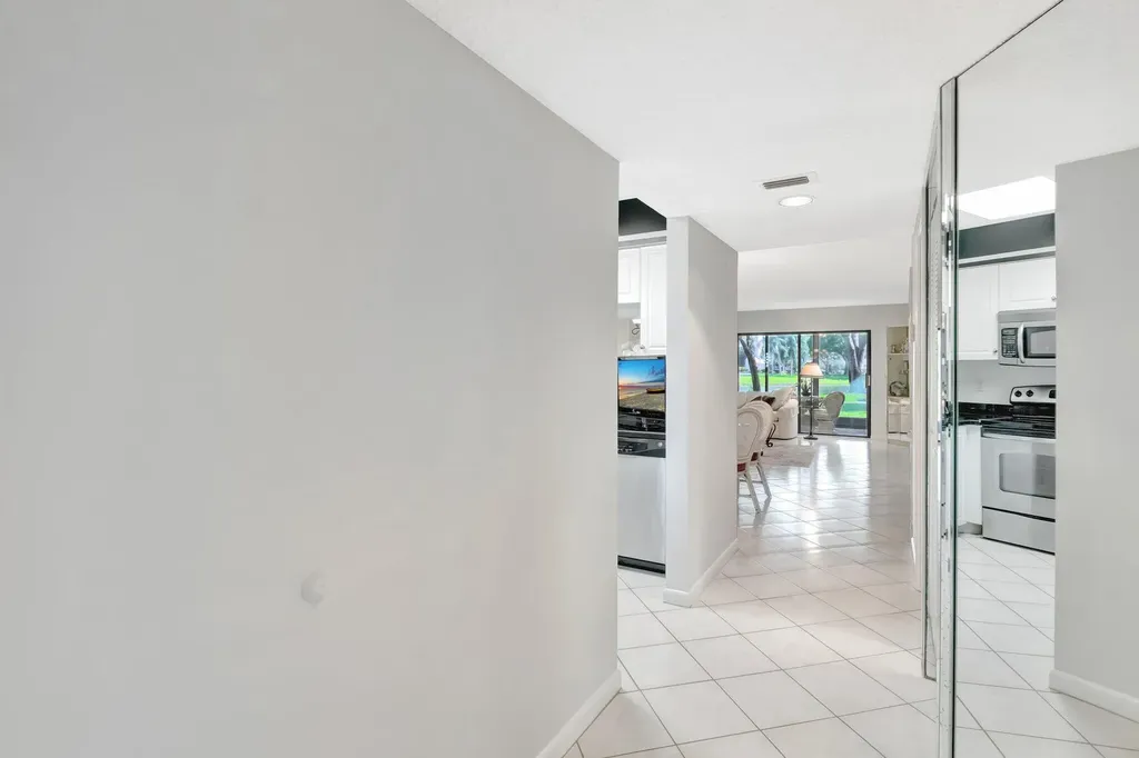 7280 Amberly Lane Delray Beach FL 33446
