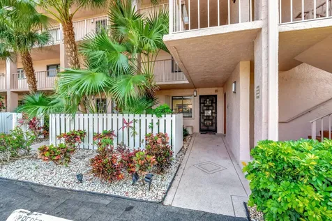 7280 Amberly Lane Delray Beach FL 33446