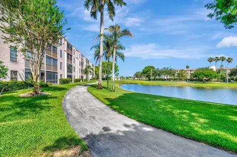 7280 Amberly Lane Delray Beach FL 33446