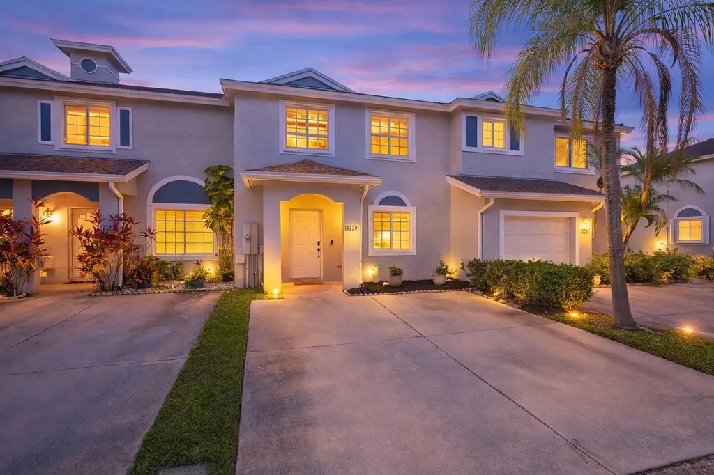 4759 SW 14th Court Deerfield Beach FL 33442