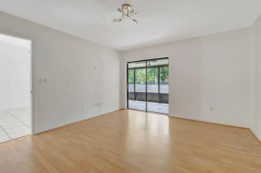10323 W Boca Bend W Boca Raton FL 33428