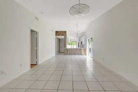 10323 W Boca Bend W Boca Raton FL 33428