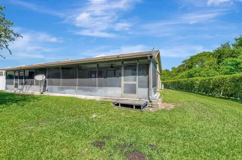 10323 W Boca Bend W Boca Raton FL 33428