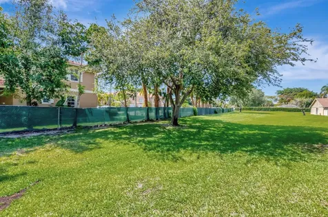10323 W Boca Bend W Boca Raton FL 33428