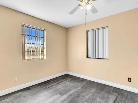 4901 SW 51st Street Davie FL 33314