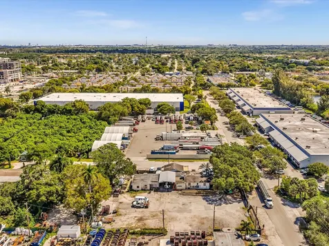 4901 SW 51st Street Davie FL 33314