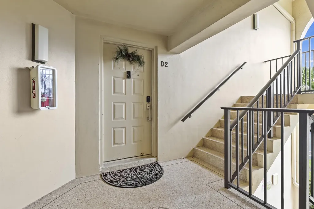 629 Sea Pine Way Greenacres FL 33415
