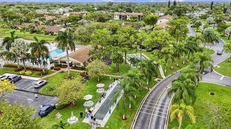 629 Sea Pine Way Greenacres FL 33415