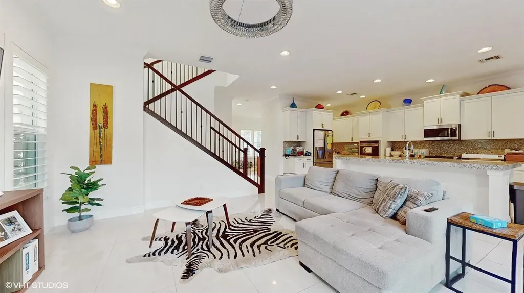 2098 Dickens Terrace Palm Beach Gardens FL 33418