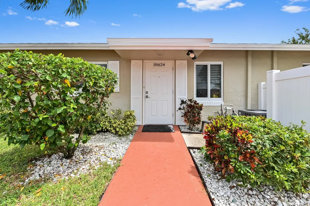 18824 Argosy Drive Boca Raton FL 33496